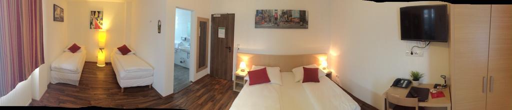 אאכן Hotel Platinium חדר תמונה