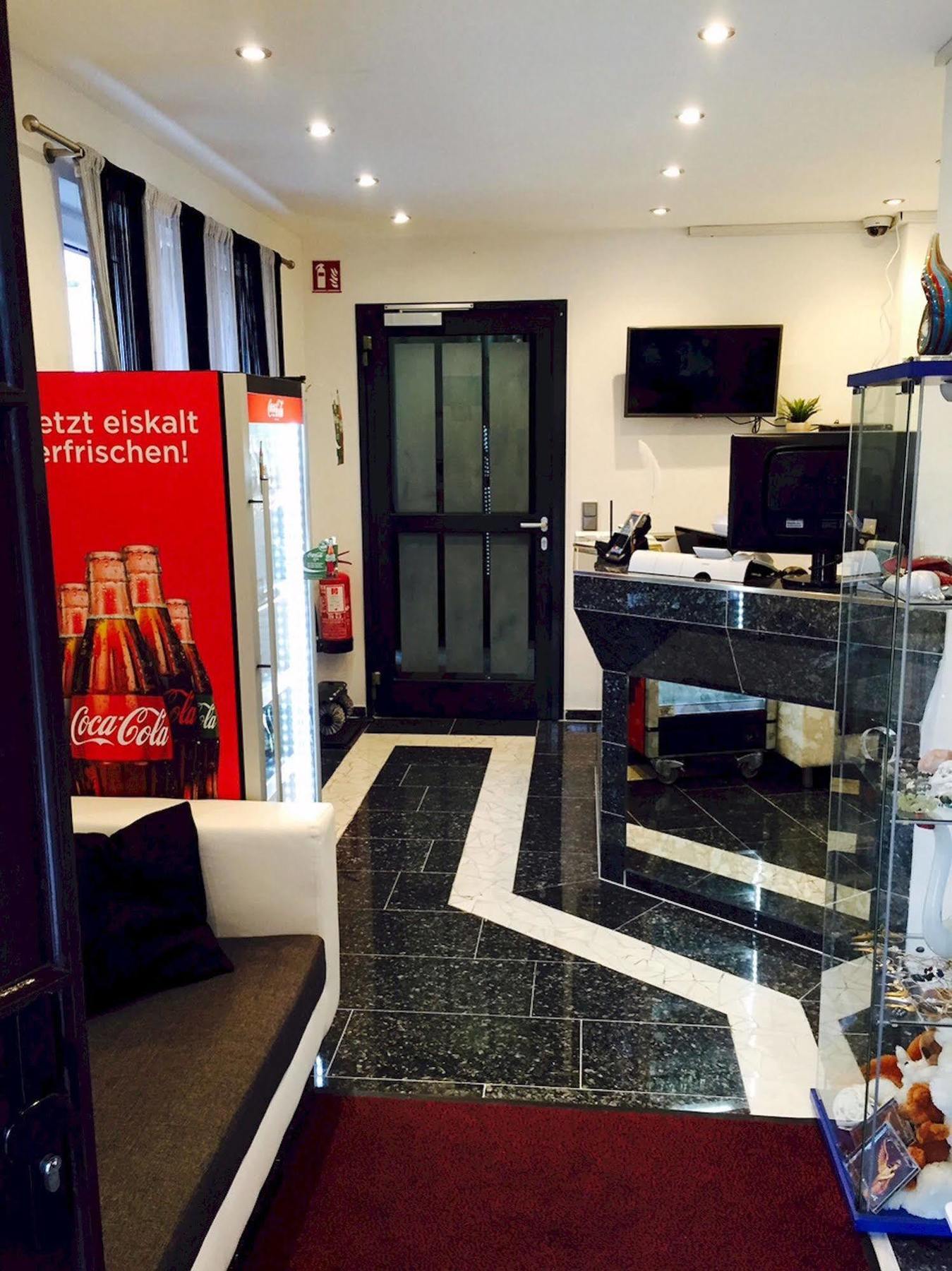 אאכן Hotel Platinium מראה חיצוני תמונה
