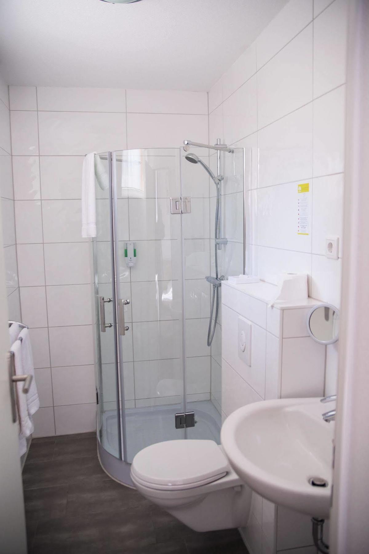 אאכן Hotel Platinium מראה חיצוני תמונה