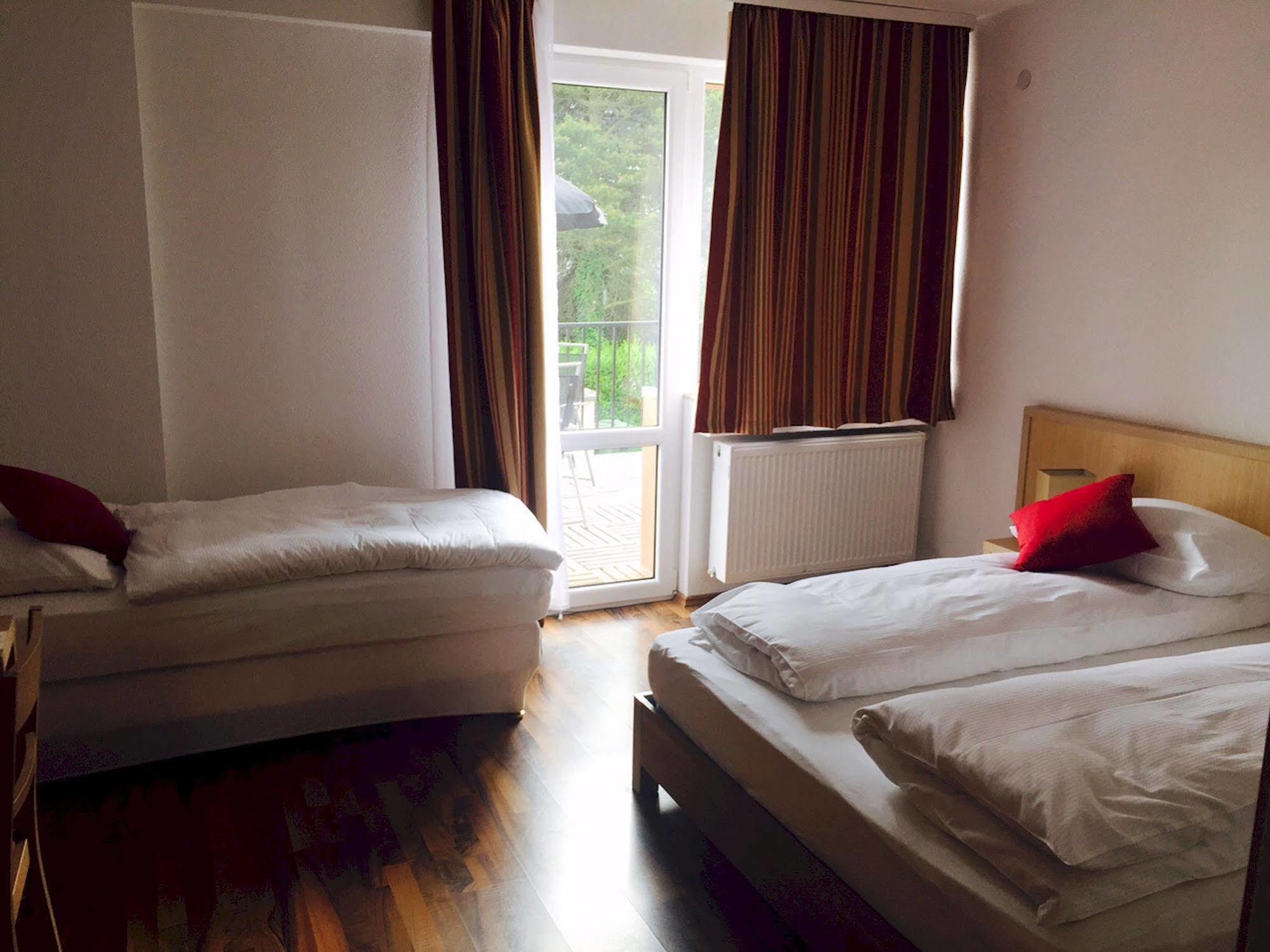 אאכן Hotel Platinium מראה חיצוני תמונה